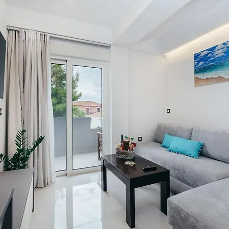 Corner45 In Center, By Zantewize Apartment *