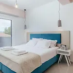 Апартаменты Corner45 In Center, By Zantewize *